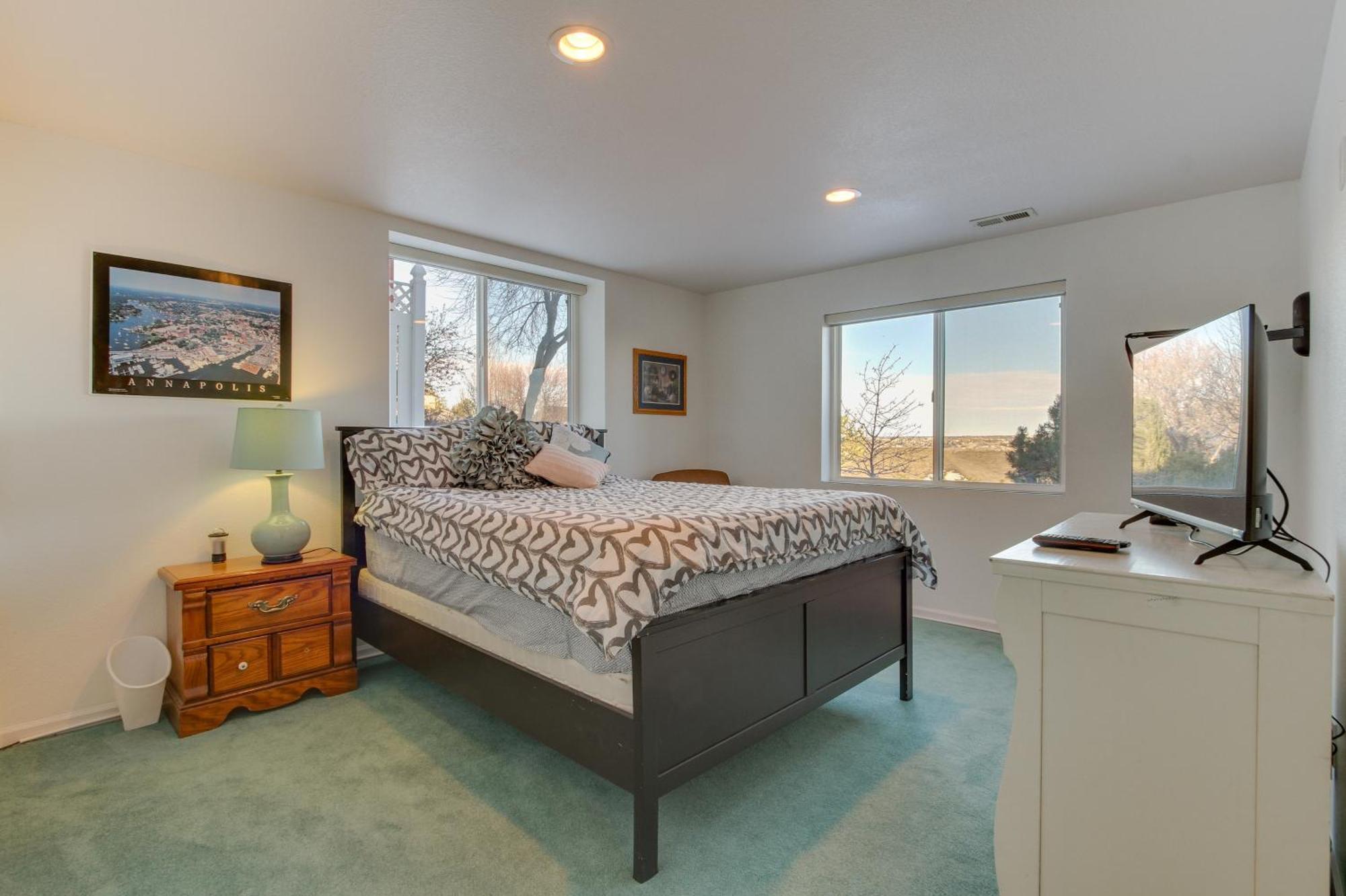 Inviting Great Falls Home With Wraparound Deck! Zewnętrze zdjęcie
