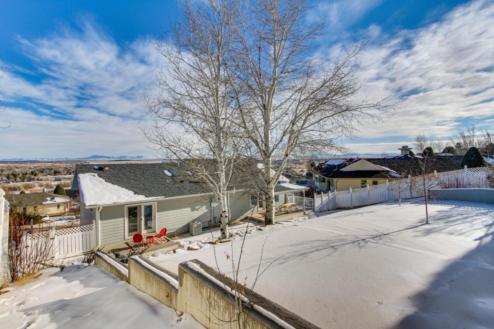 Inviting Great Falls Home With Wraparound Deck! Zewnętrze zdjęcie