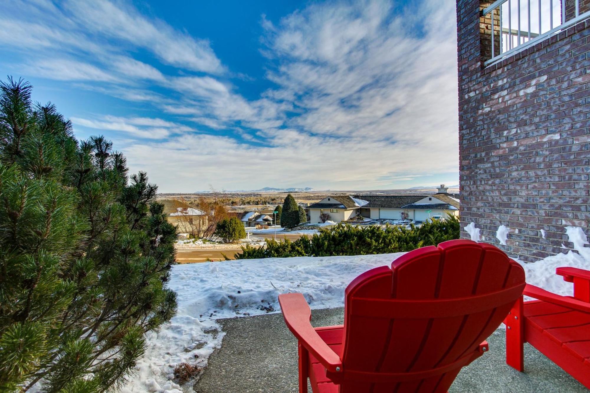 Inviting Great Falls Home With Wraparound Deck! Zewnętrze zdjęcie