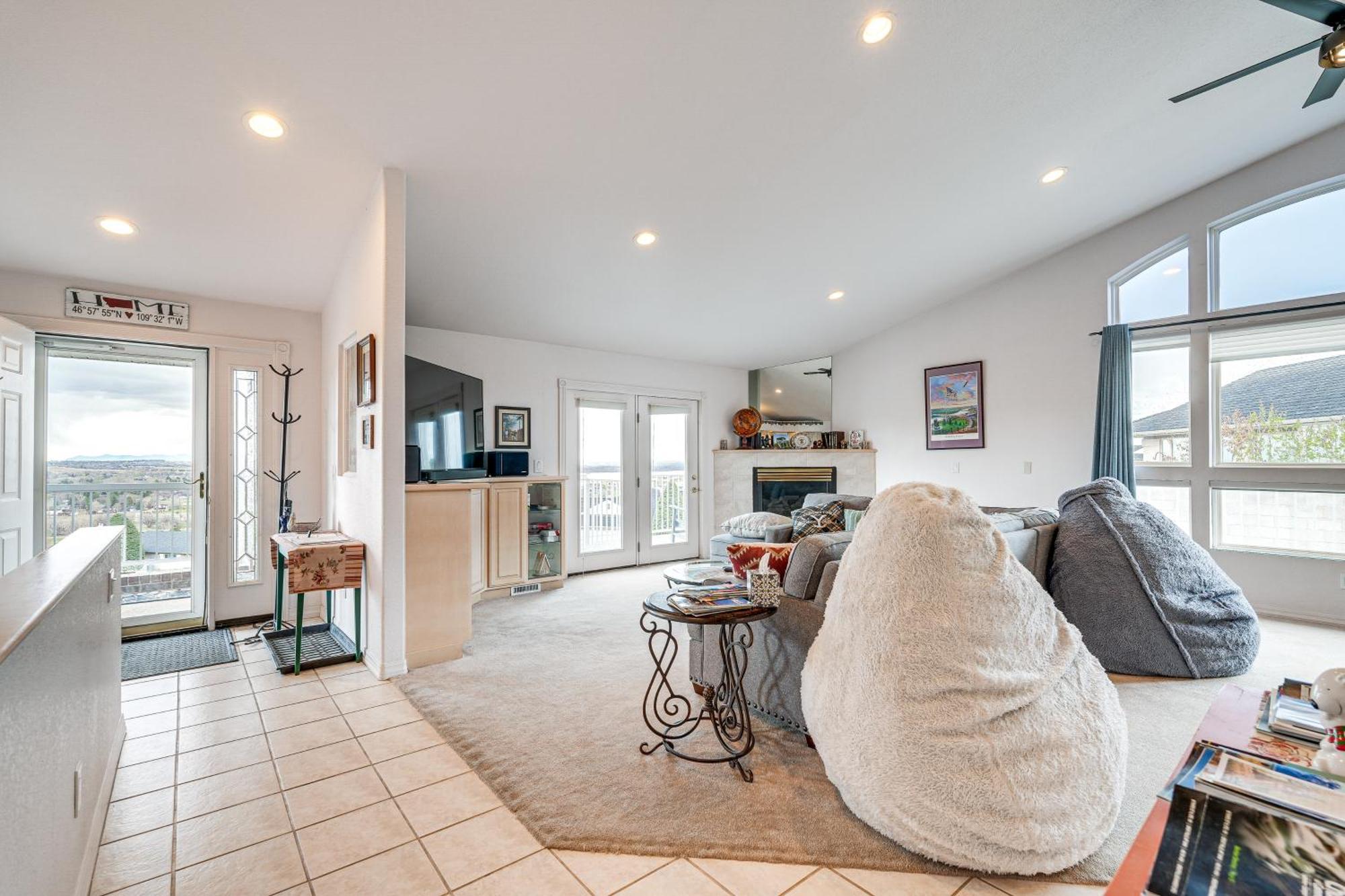 Inviting Great Falls Home With Wraparound Deck! Zewnętrze zdjęcie
